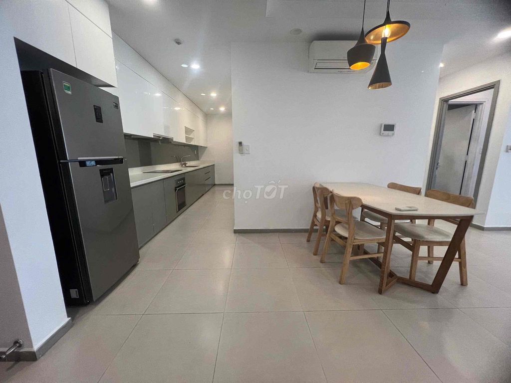 Аренда · 3 комн. · 100 м² · Quận 4, ул. Bến Vân Đồn
