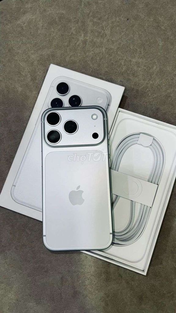 Apple 17 Promax Trắng ngọc trai Mới. Mua bán Điện thoại tại Quận Hải Châu Đà Nẵng được đăng bởi Huy Phạm hình 1