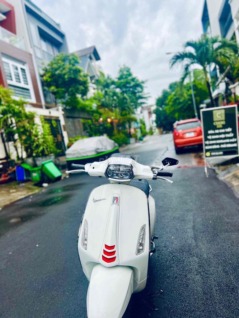 cần bán vespa. Mua bán Xe máy tại Quận Bình Thạnh Tp Hồ Chí Minh được đăng bởi Đăng Khoa hình 7