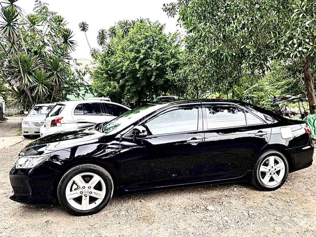 Toyota Camry 2016 2.5Q - 20000 km