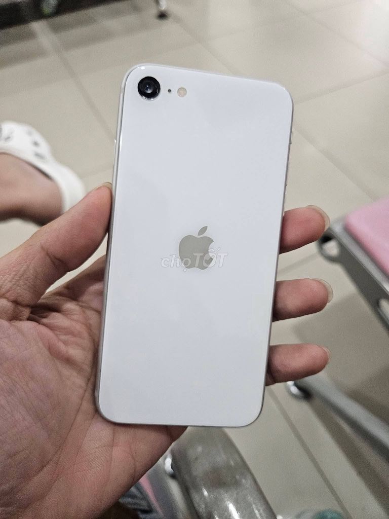 Apple iPhone SE 2020 64GB Trắng. Mua bán Điện thoại tại Quận Tân Phú Tp Hồ Chí Minh được đăng bởi Hội Đồ Điện Tử hình 1