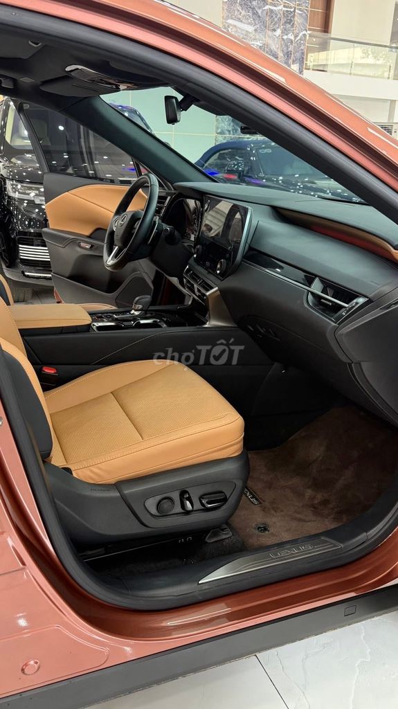 RX350 Premium 2023 siêu luớt 7000 Km, dán full Ppf. Mua bán Ô tô tại Quận Bắc Từ Liêm Hà Nội được đăng bởi Mr Hợi  hình 6