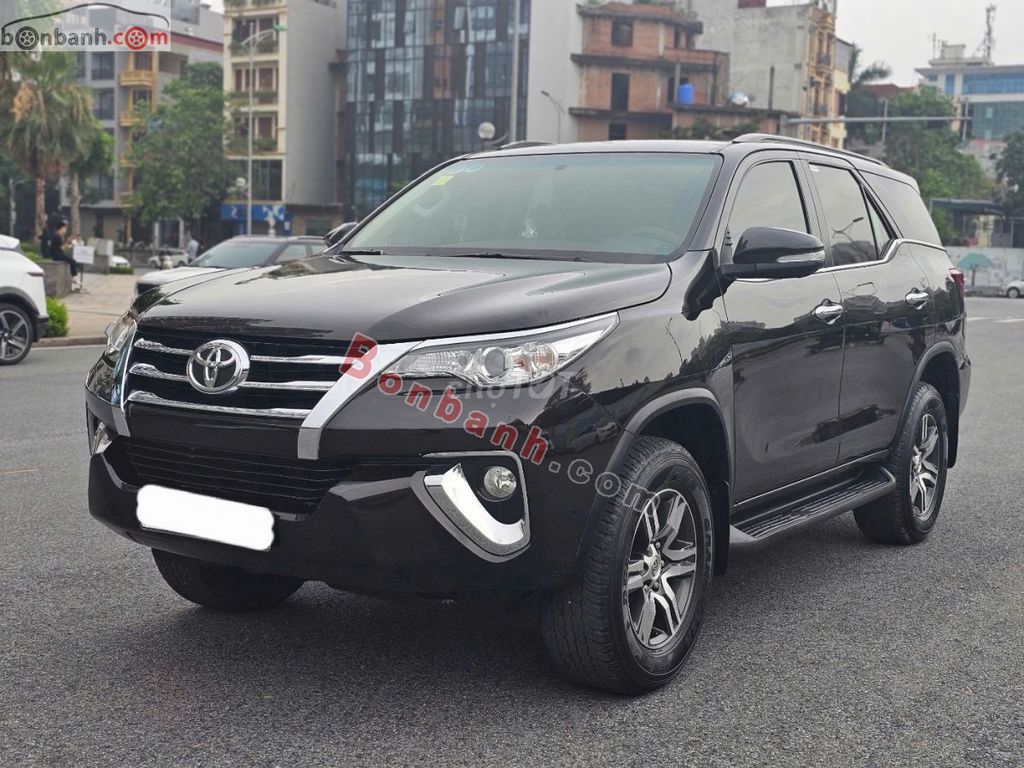 Toyota Fortuner 2.7V 4x2 AT 2017. Mua bán Ô tô tại Quận Cầu Giấy Hà Nội được đăng bởi Nguyễn Văn Luân hình 3