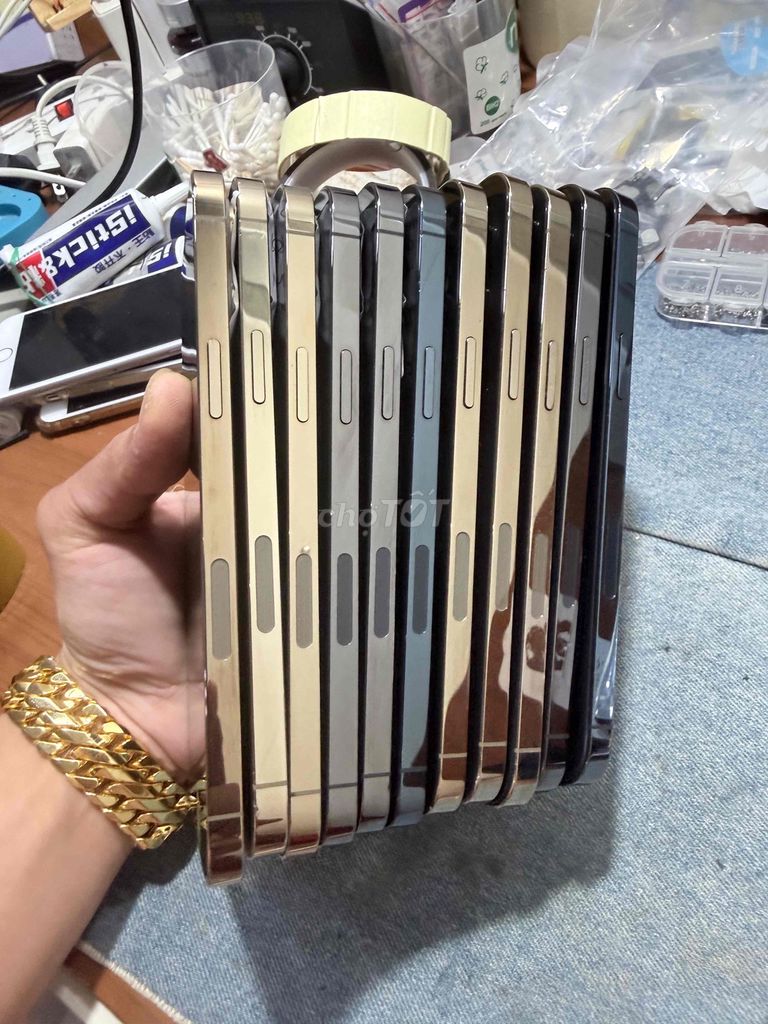 Apple iPhone 12 Pro Max 128GB Vàng Đã sử dụng. Mua bán Điện thoại tại Huyện Tân Phước Tiền Giang được đăng bởi Le Duy Hong Duc hình 1