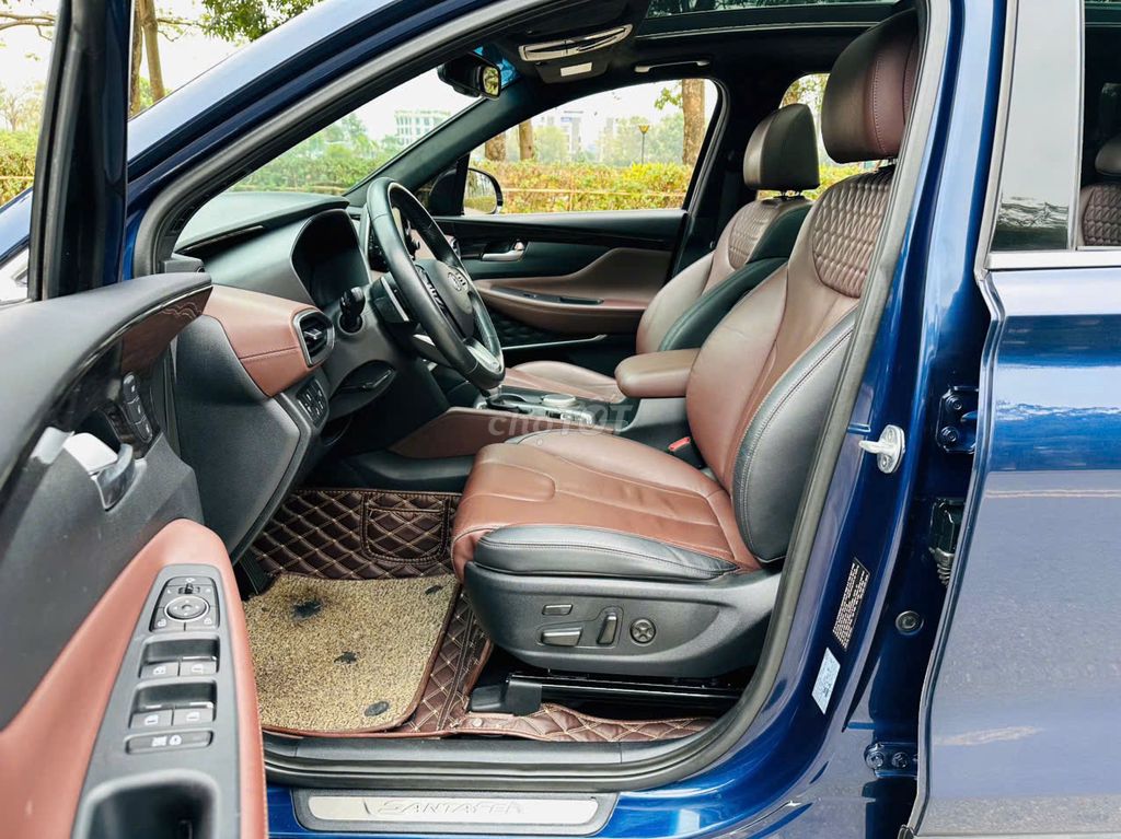 Hyundai Santa Fe Premium 2.2D Htrac 4x4 2019. Mua bán Ô tô tại Quận Cầu Giấy Hà Nội được đăng bởi Hùng Eco Auto hình 13