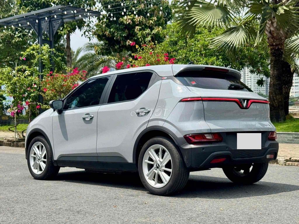 Vinfast VF5 2025 Xám. Mua bán Ô tô tại Huyện Bình Chánh Tp Hồ Chí Minh được đăng bởi Quốc Nhẫn hình 3