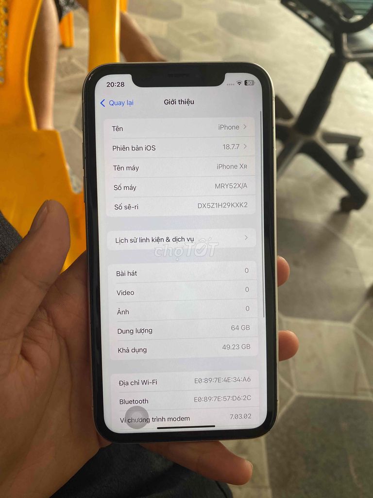 iPhone XR 64GB Trắng Đã sử dụng. Mua bán Điện thoại tại Huyện Thuỷ Nguyên Hải Phòng được đăng bởi Alo Shiip Grap hình 1