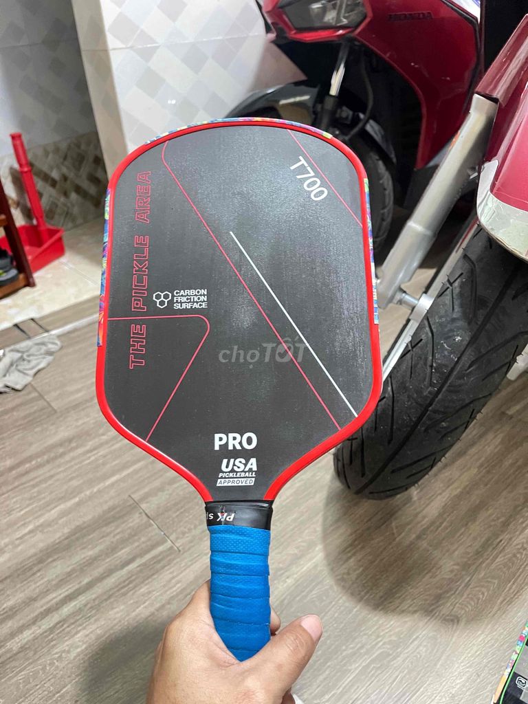 Vợt pickleball mình không dùng nên bán lại