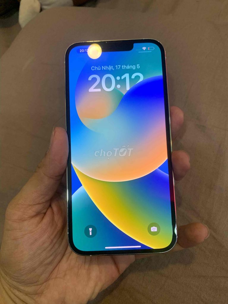 Apple iPhone 13 Pro white. Mua bán Điện thoại tại Quận 8 Tp Hồ Chí Minh được đăng bởi Ngọc Hân hình 1