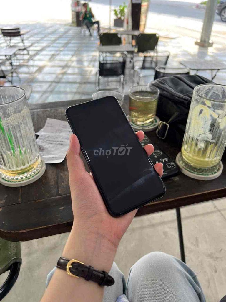 Apple iPhone XS Max Đen Nguyên Zin chưa sửa chữa. Mua bán Điện thoại tại Thị xã Bến Cát Bình Dương được đăng bởi VI HA hình 1