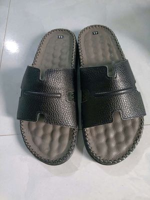 Thanh lý dép nam size 41. Mua bán Giày dép tại Huyện Đông Hải Bạc Liêu được đăng bởi Huỳnh Nguyễn 