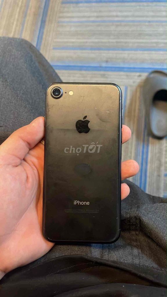 iPhone 7 32GB Đen Đã qua sử dụng. Mua bán Điện thoại tại Quận 1 Tp Hồ Chí Minh được đăng bởi Meow hình 1