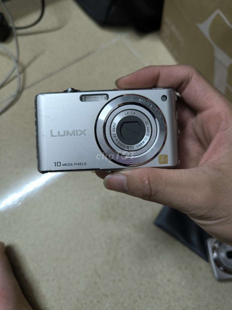 Máy ảnh Panasonic Lumix DMC-FS62. Mua bán Máy ảnh, Máy quay tại Quận Hà Đông Hà Nội được đăng bởi Nguyễn Dũng hình 1