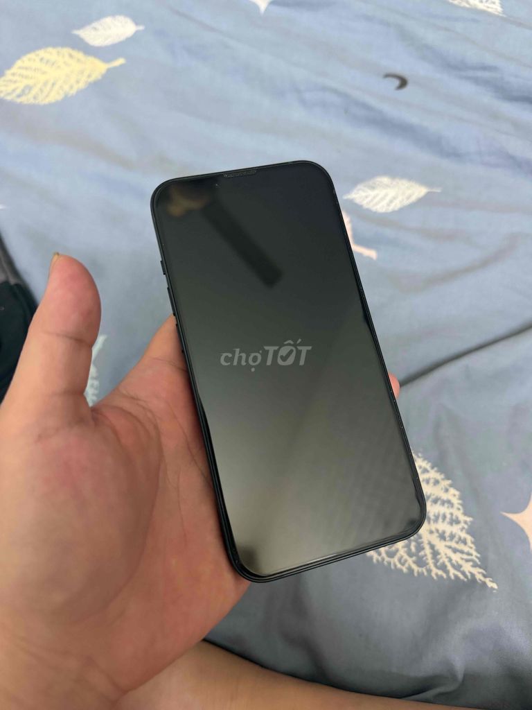 Apple iPhone 13 128GB Đen bóng. Mua bán Điện thoại tại Quận 10 Tp Hồ Chí Minh được đăng bởi Tuấn Trần hình 1