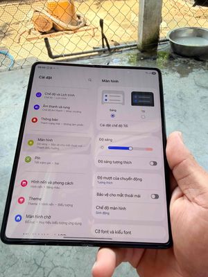 Samsung Z Fold 3 Đen Đã qua sử dụng