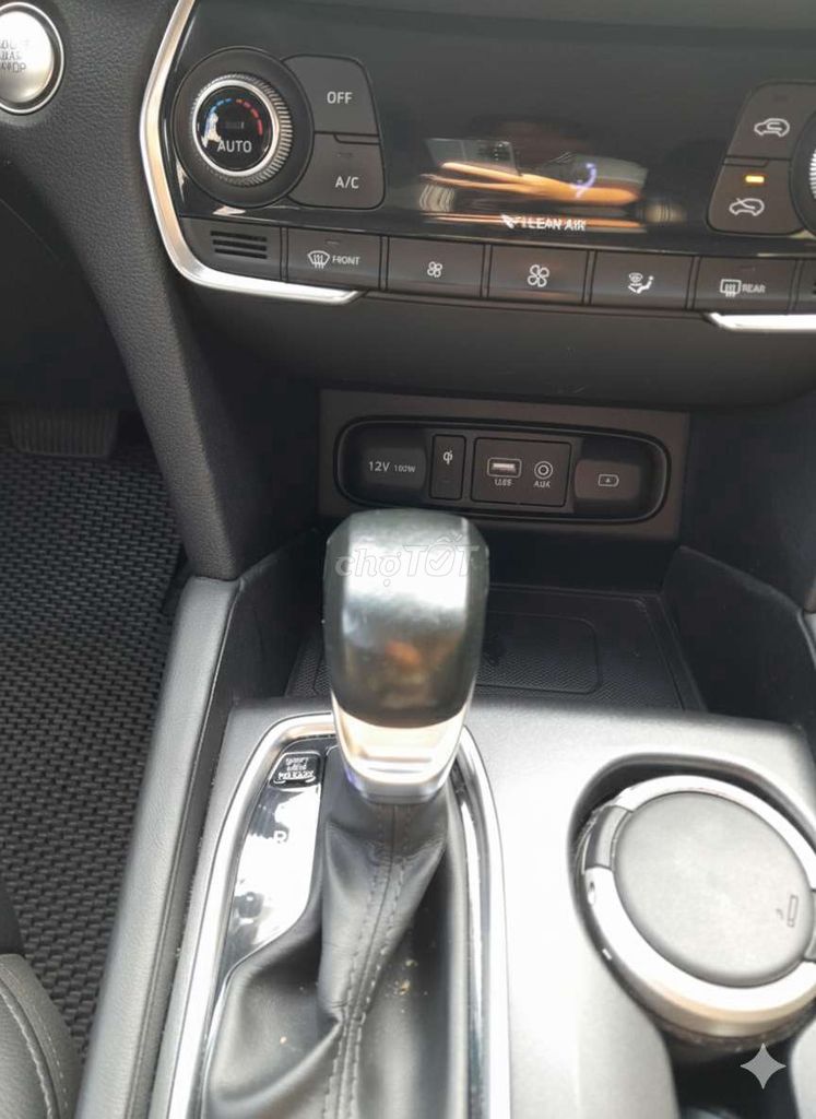 Santafe model 2019 máy xăng 2 cầu. Mua bán Ô tô tại Quận Tân Phú Tp Hồ Chí Minh được đăng bởi Đoàn Thiên Ân  hình 15