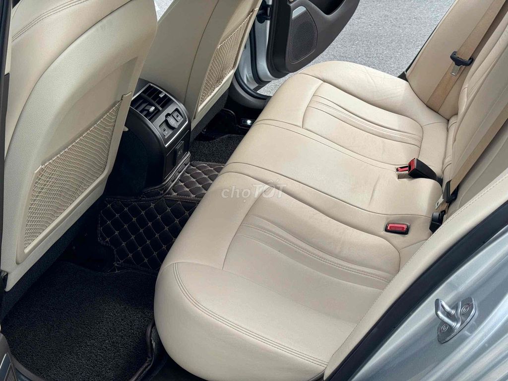 VinFast Lux A2.0 2021 Premium 2.0 AT - 100000 km. Mua bán Ô tô tại Quận Thanh Xuân Hà Nội được đăng bởi Trần Quang Huy hình 8