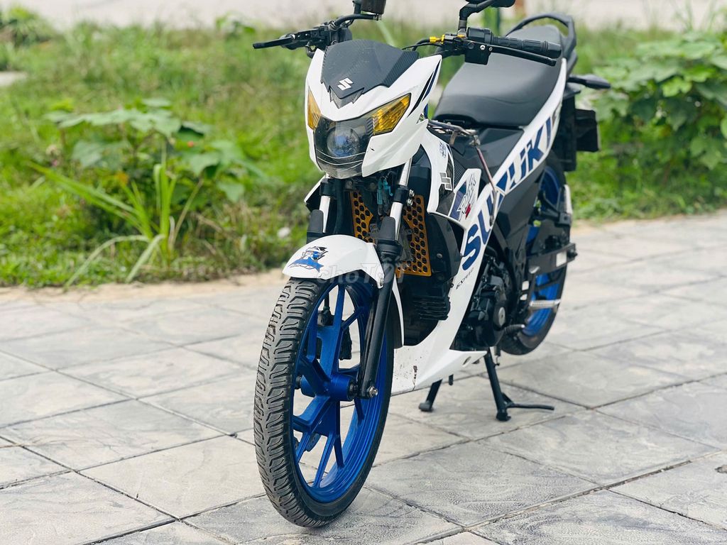 SUZUKI RAIDER 150 TRẮNG XANH NGUYÊN BẢN. Mua bán Xe máy tại Quận Cầu Giấy Hà Nội được đăng bởi Lộc Phát hình 2