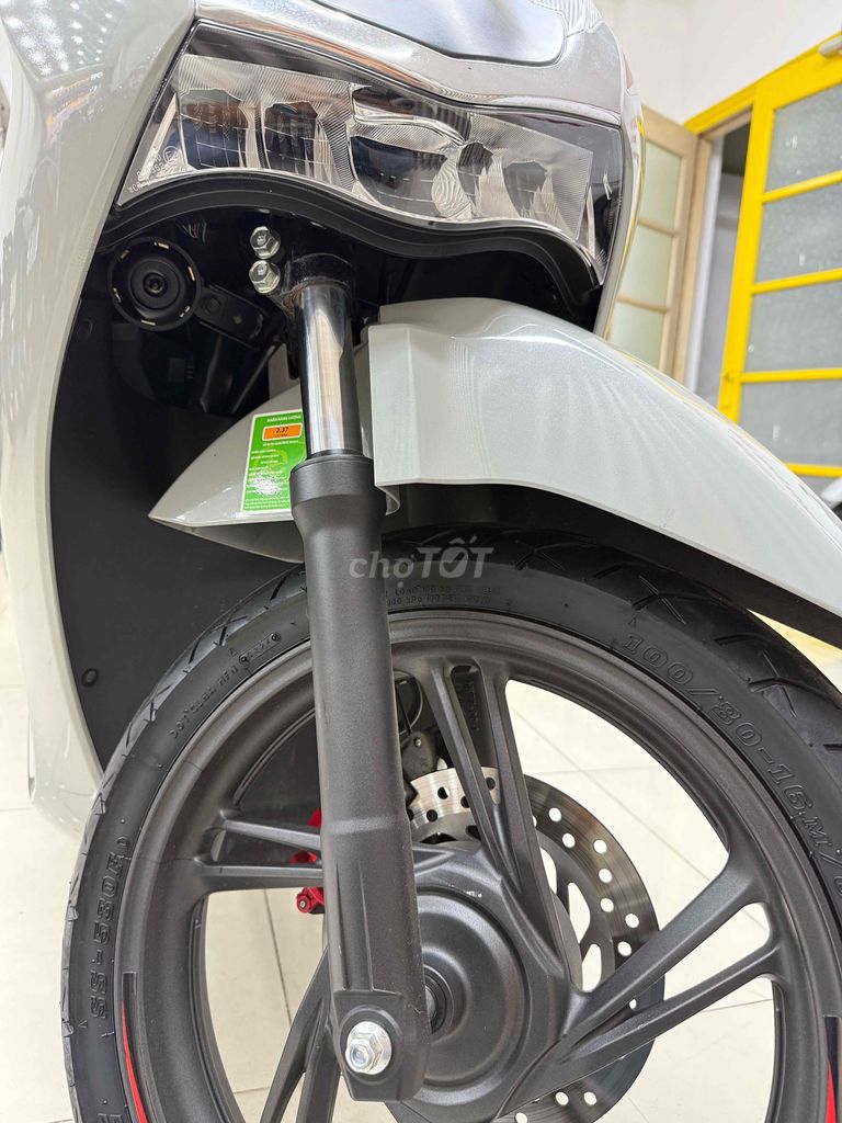 SH 160ABS cực đẹp chạy lướt vài ngàn km. Mua bán Xe máy tại Quận Thanh Khê Đà Nẵng được đăng bởi THẾ MẪN CHUYÊN XE LƯỚT CÓ BÁN TRẢ GÓP  hình 6