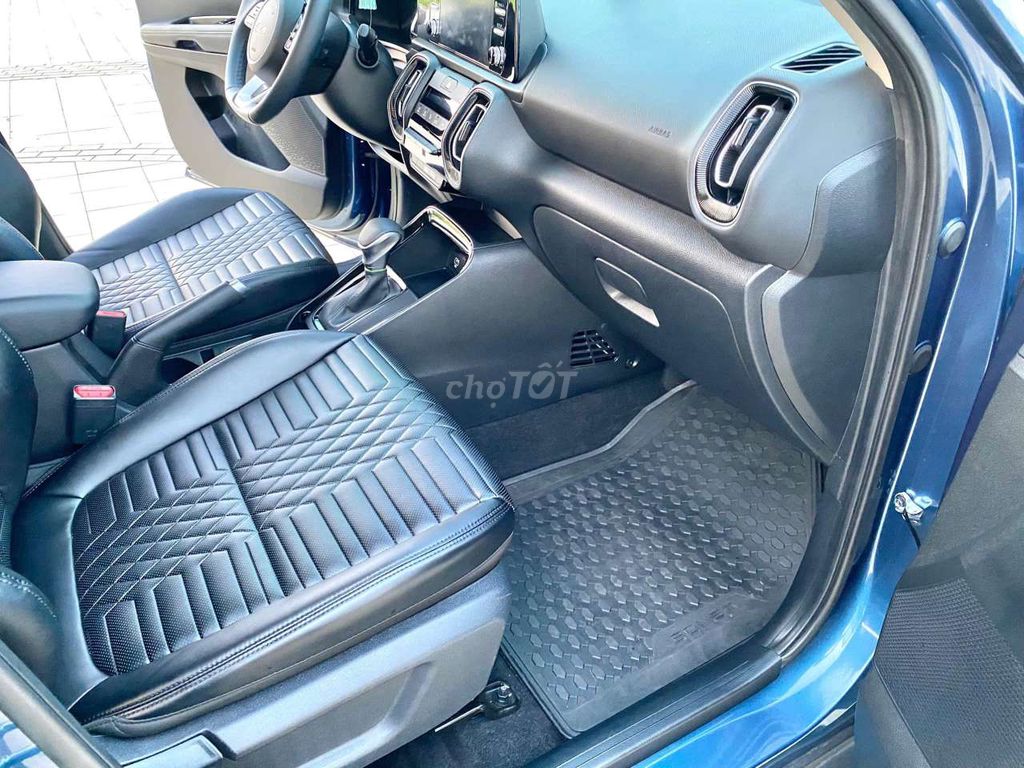 Kia Sonet Luxury 2025 синий АКПП Вьетнам