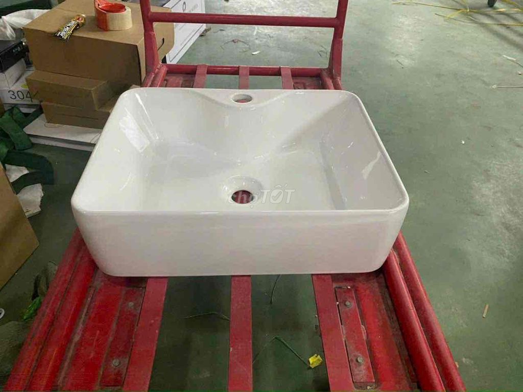 Chậu rửa mặt Sứ Trắng Họa tiết hươu. Mua bán Thiết bị vệ sinh, nhà tắm tại Thành phố Thuận An Bình Dương được đăng bởi Trần Văn Đoành hình 1