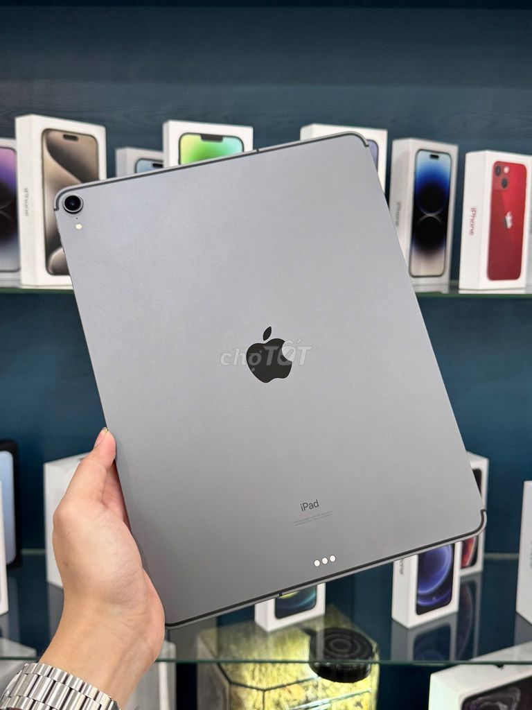 iPad Pro 12.9 2018 WiFi  LTE 256GB Pin 91% Zin All. Mua bán Máy tính bảng tại Quận Phú Nhuận Tp Hồ Chí Minh được đăng bởi TYMO Việt Nam hình 1