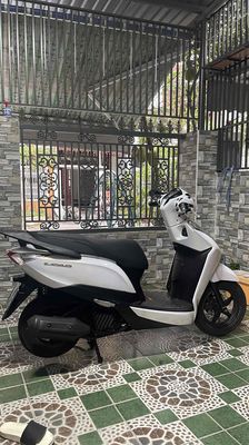 Xe Lead 125 2016. Mua bán Xe máy tại Quận Cẩm Lệ Đà Nẵng được đăng bởi Tấn Hoàng