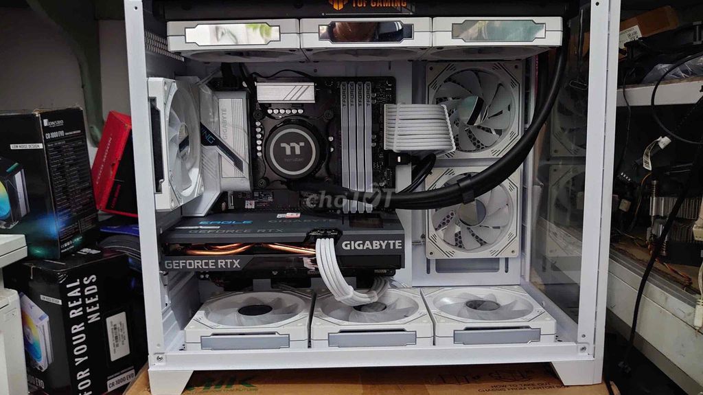 PC Gaming làm việc trắng đẹp BH còn dài ít sd