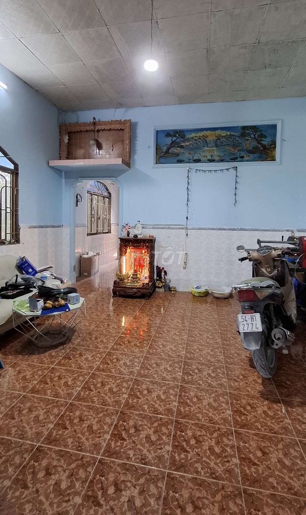 Cần bán gắp nhà mt đường đoàn nguyễn tuân Qui Đức BC. Mua bán nhà ở tại Huyện Bình Chánh Tp Hồ Chí Minh được đăng bởi Vinh Võ hình 1