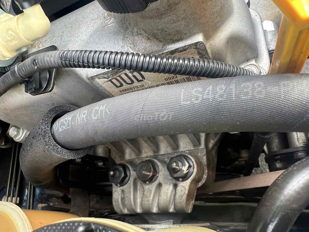 Chevrolet Spark 2015 LTZ số tự động. Mua bán Ô tô tại Quận Ninh Kiều Cần Thơ được đăng bởi Gas Lam hình 7