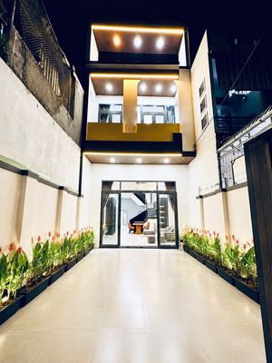 Аренда · 3 комн. · 125 м² · Quận Cẩm Lệ, ул. Nguyễn thuật