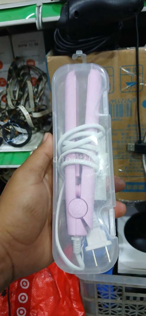 Máy duỗi tóc mini tiện lợi. Mua bán Nội thất, đồ gia dụng khác tại Quận Tân Bình Tp Hồ Chí Minh được đăng bởi Gia Bảo hình 1