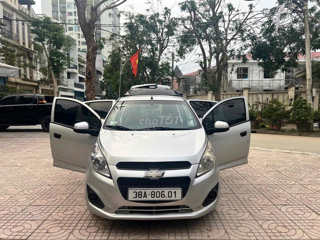 Chevrolet Spark 2012 1.0 AT - siêu đẹp. Mua bán Ô tô tại Thành phố Vinh Nghệ An được đăng bởi Nam Vinh hình 4