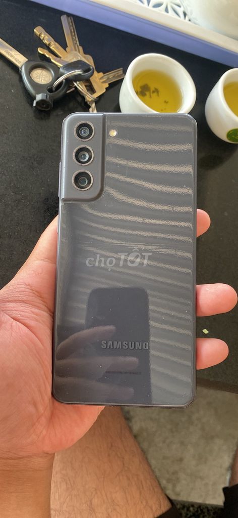 Samsung Galaxy S21 5G 2 sim pin trâu loa hay. Mua bán Điện thoại tại Quận 1 Tp Hồ Chí Minh được đăng bởi Loona hình 1