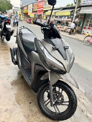 Bán Honda Vario chính chủ - Máy zin - Xe đi cực ít. Mua bán Xe máy tại Thành phố Thủ Dầu Một Bình Dương được đăng bởi Xe Máy Bình Dương