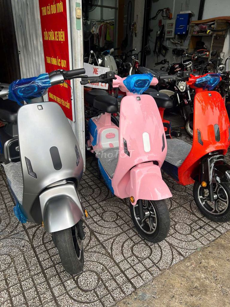 Bán xe điện VC V1 K1 mẫu 2025 thắng đĩa 5 bình lớn. Mua bán Xe điện tại Thành phố Biên Hòa Đồng Nai được đăng bởi XE ĐIỆN THÚY DUYÊN hình 6