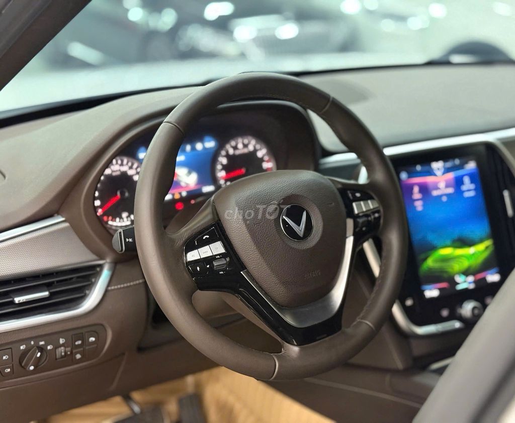 VinFast Lux SA2.0 2019 - Hỗ Trợ Vay. Mua bán Ô tô tại Quận 3 Tp Hồ Chí Minh được đăng bởi Kim Ngân Xe Lướt hình 5