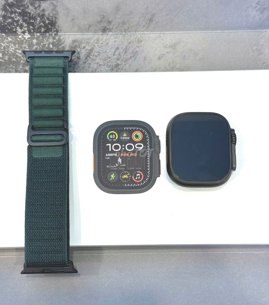 Apple Watch Ultra 2 màu đen GPS Viền Titan Đen