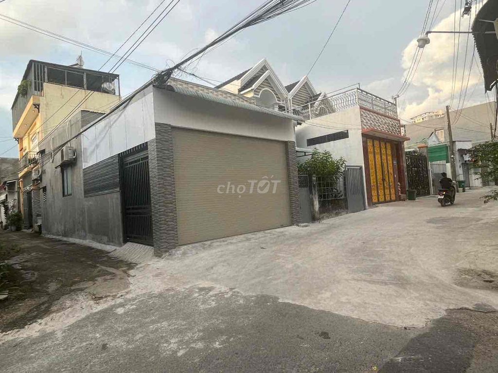 Nhà Mới Thổ Cư  Ngay Trường Trấn Biên Chìa Khoá Trao Tay