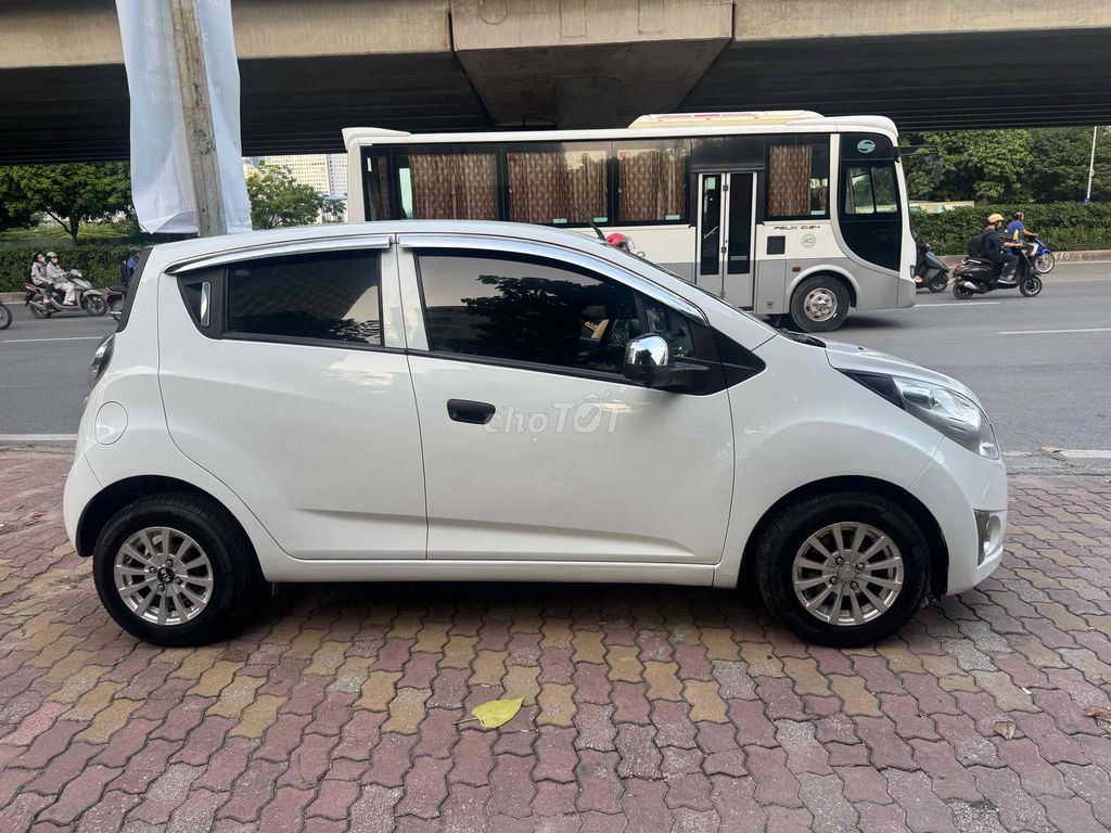 Chevrolet Spark 2011 LT 1.0  AT - số tự động. Mua bán Ô tô tại Quận Nam Từ Liêm Hà Nội được đăng bởi phạm phương nga hình 1