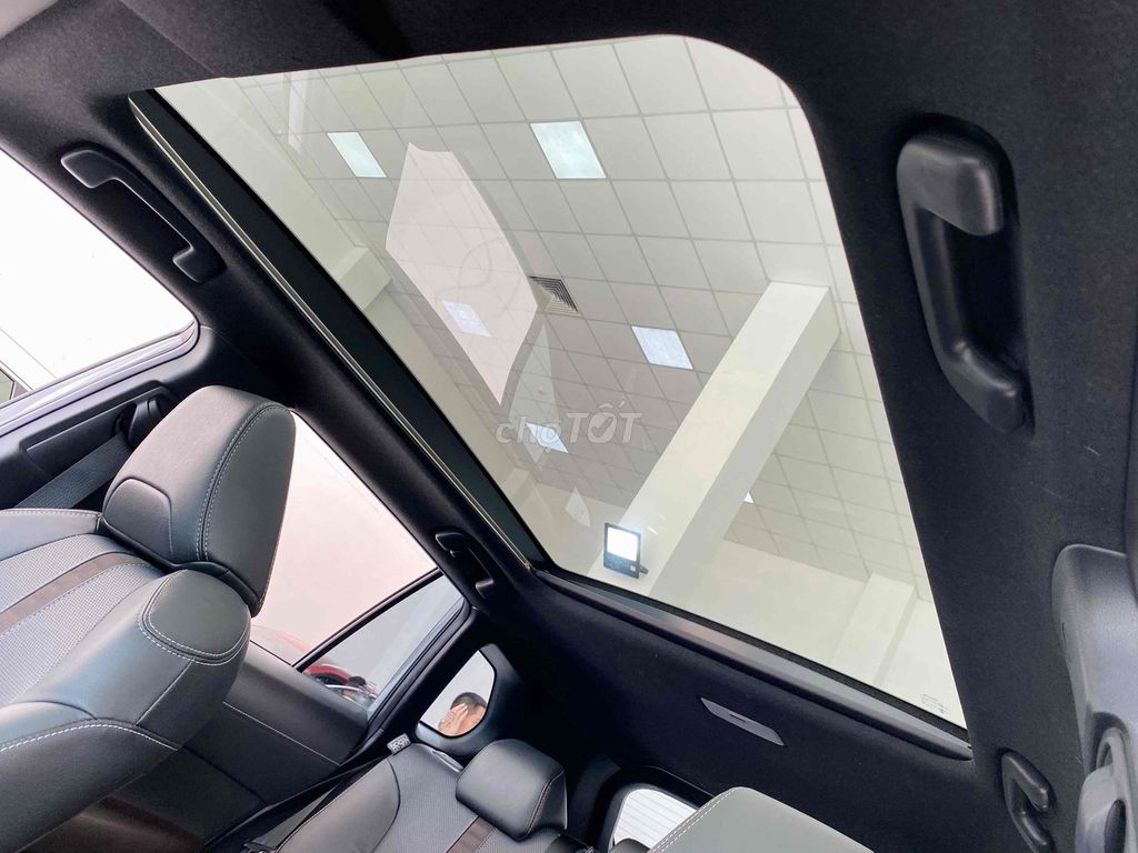 Toyota Corolla Cross 2024 1.8 V - 7000 km. Mua bán Ô tô tại Thành phố Thủ Đức Tp Hồ Chí Minh được đăng bởi Quốc Nhẫn hình 9