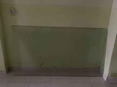 Kiếng cường lực để mặt bàn. Kích thước 1X2.2m. Mua bán Nội thất, đồ gia dụng khác tại Thành phố Thuận An Bình Dương được đăng bởi vũ thanb