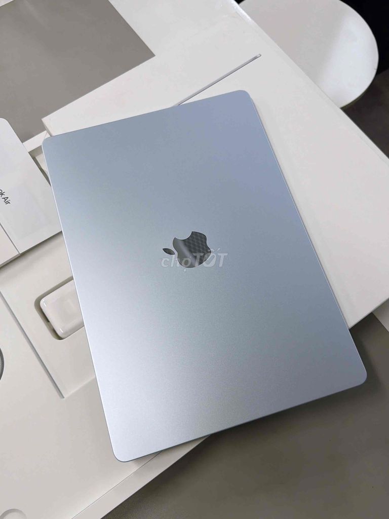 MacBook Air M4 15 inch 16G/256GB openbox BH 12/26. Mua bán Laptop tại Quận 10 Tp Hồ Chí Minh được đăng bởi Táo Tốt Apple  hình 1