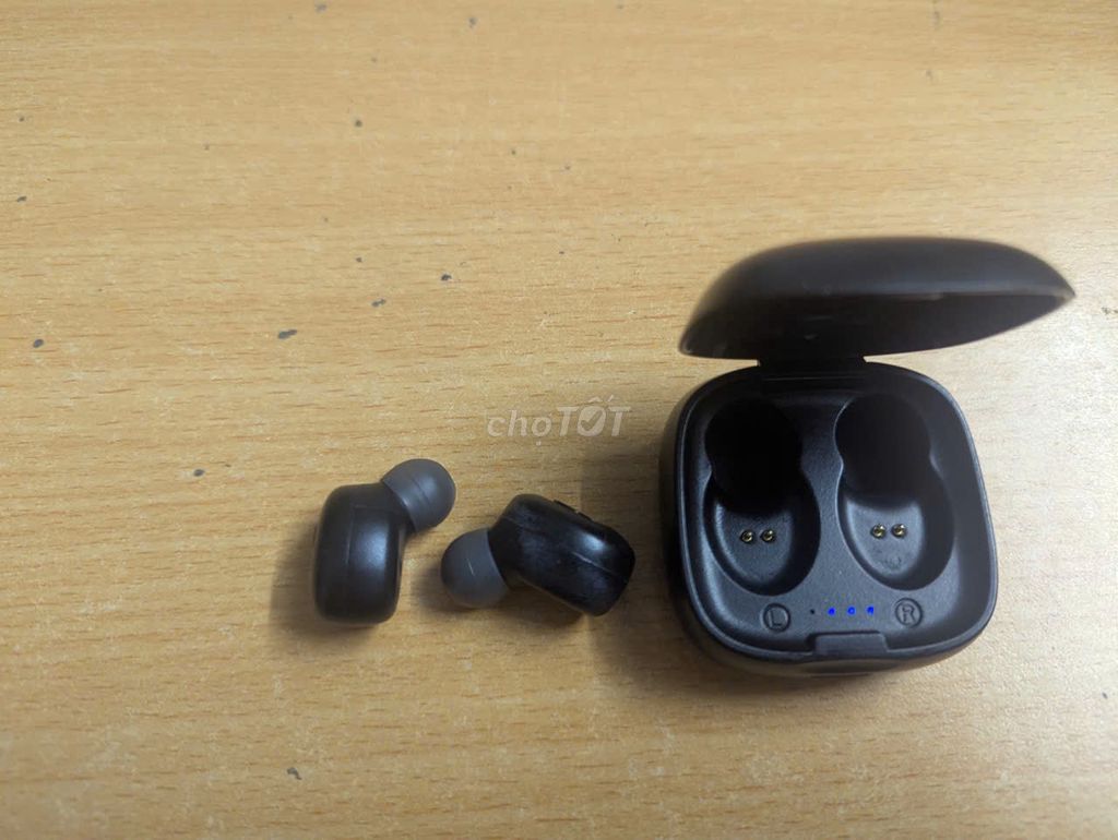 Tai Nghe nhật bản + tai nghe hình ngộ nghĩnh. Mua bán Tivi, Âm thanh tại Quận Nam Từ Liêm Hà Nội được đăng bởi văn nguyen hình 4