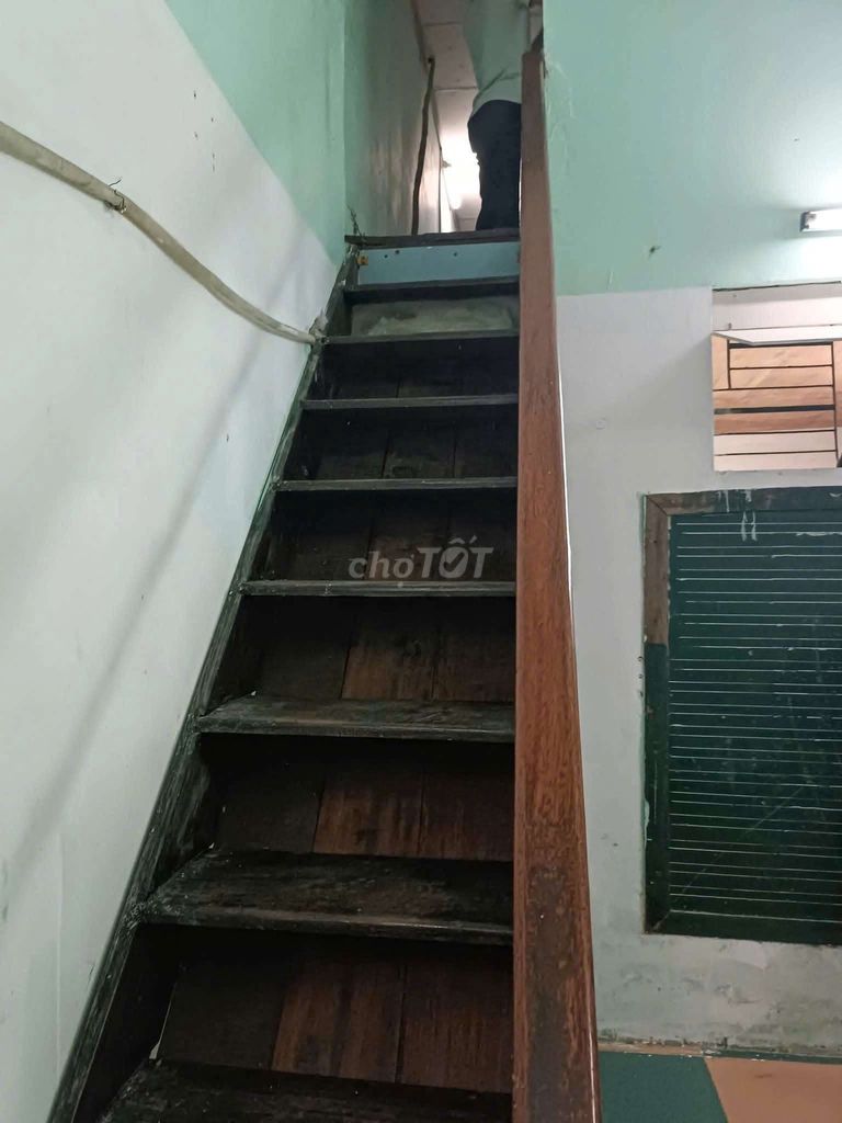House with mezzanine on Trịnh Hoài Đức street — photo 6