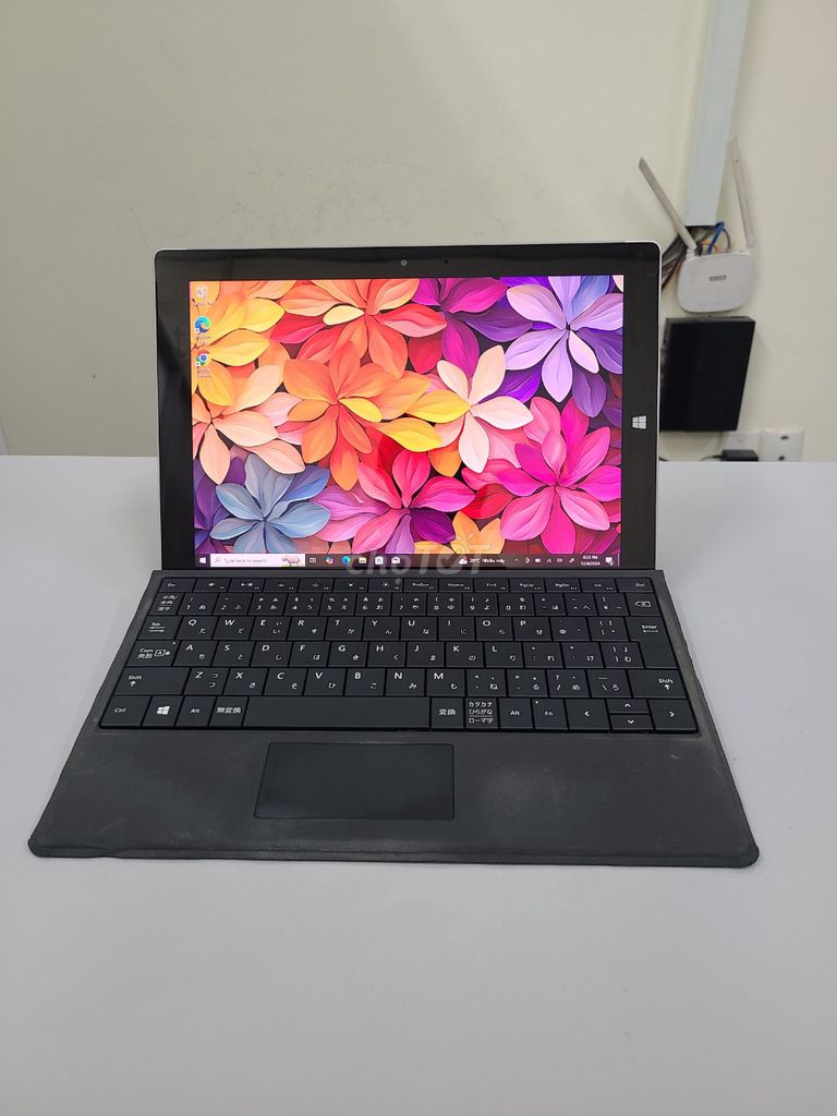 Surface 3, cảm ứng, 2in1, 10.8 inch, FHD, 99%