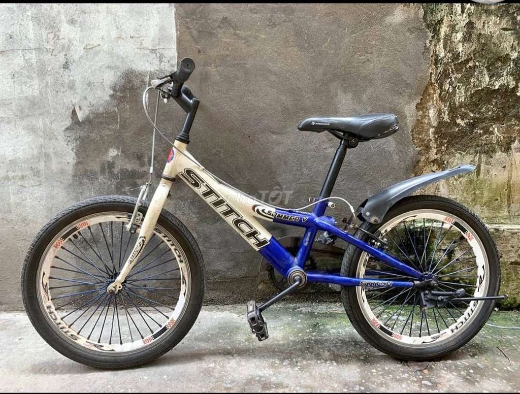 Xe đạp Stitch 20 inch Trắng xanh. Mua bán Xe đạp tại Huyện Đông Anh Hà Nội được đăng bởi Nguyễn Thị Huyền hình 2