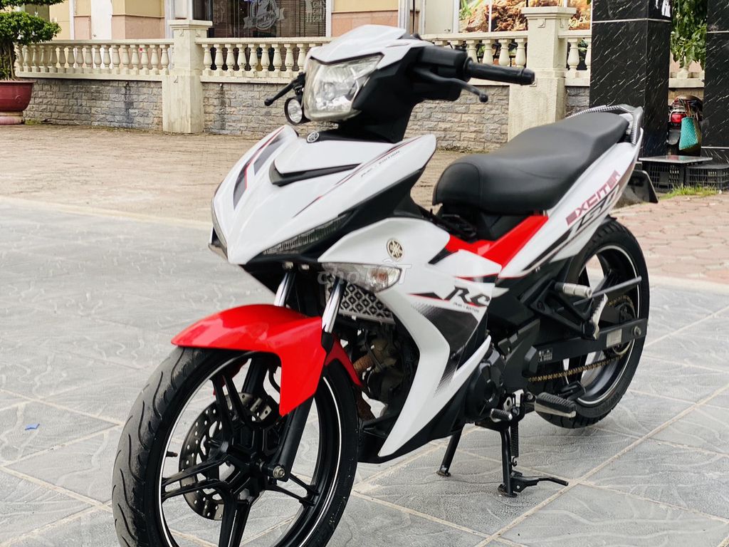 Yamaha EXCITER 150 FI TRẮNG ĐỎ MÁY NGUYÊN BIỂN 29. Mua bán Xe máy tại Quận Nam Từ Liêm Hà Nội được đăng bởi HẢI ĐĂNG hình 6