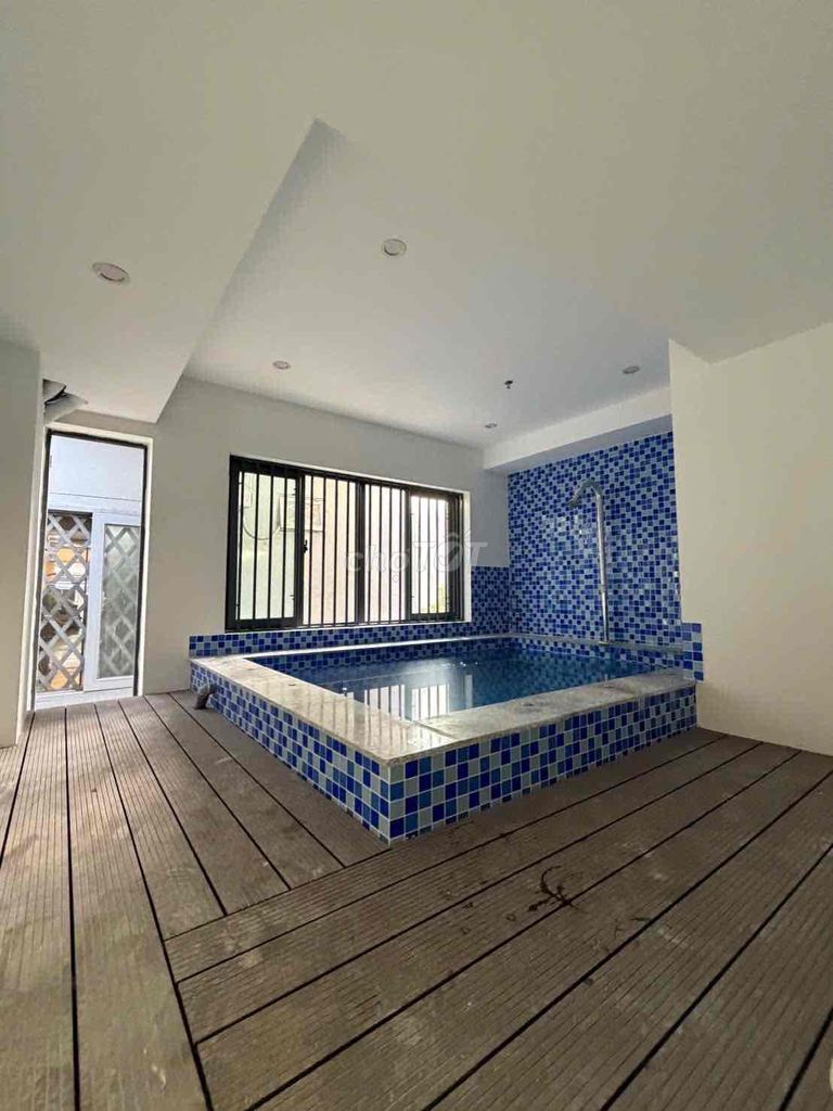 Rent · 11 bd · 100 м² · Quận Ngũ Hành Sơn, ул. Đường Nguyễn Xiển