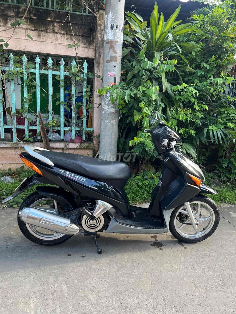 Cần bán xe click máy móc zin êm . Giấy tờ đầy đủ. Mua bán Xe máy tại Thành phố Biên Hòa Đồng Nai được đăng bởi Minh hình 2